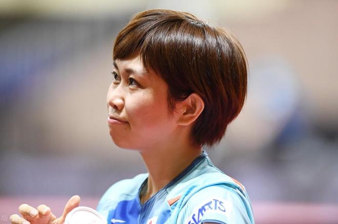 却见证了两 却见证了两