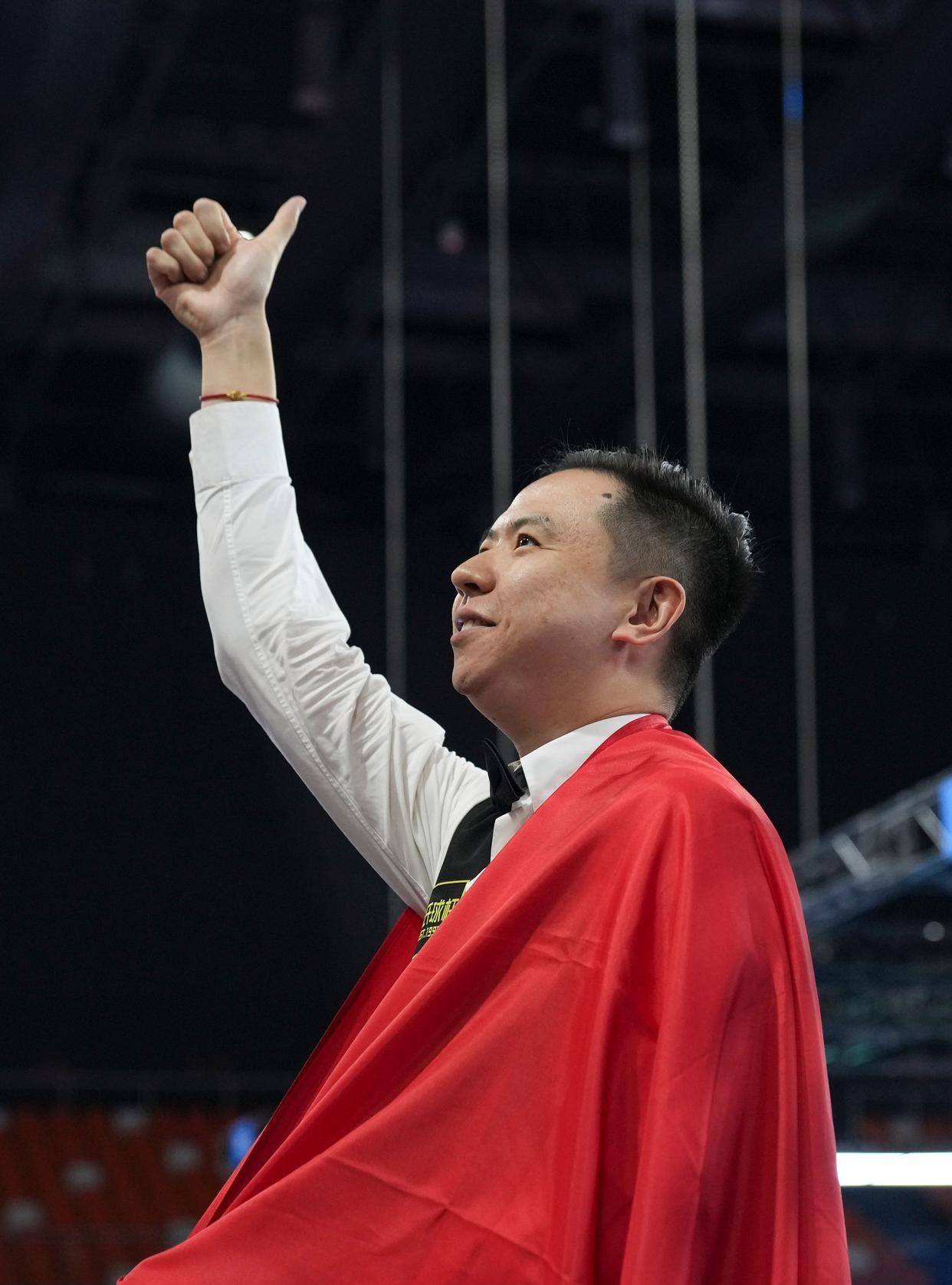 球队成绩受 球队成绩受