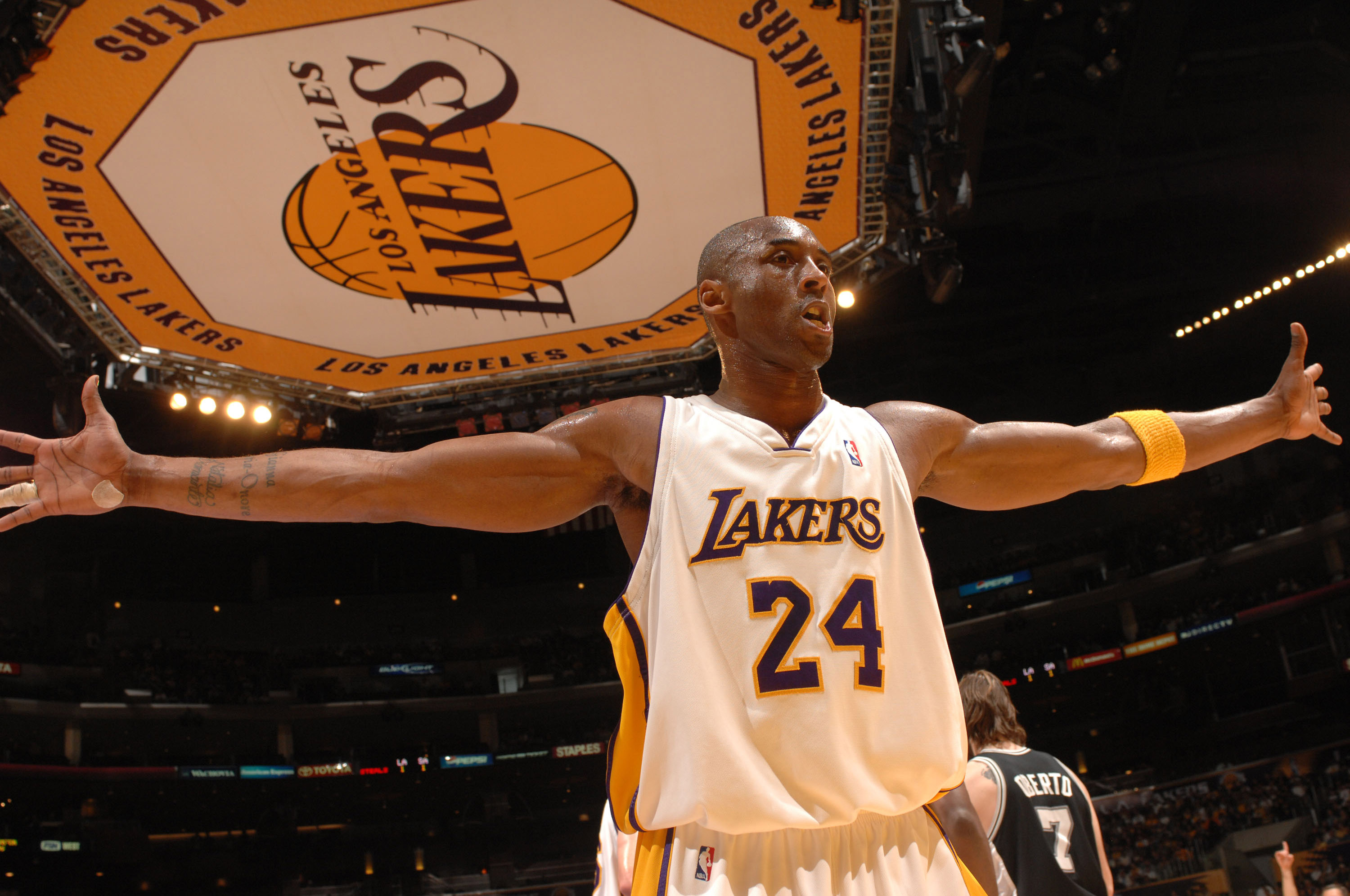 学校和社区 学校和社区