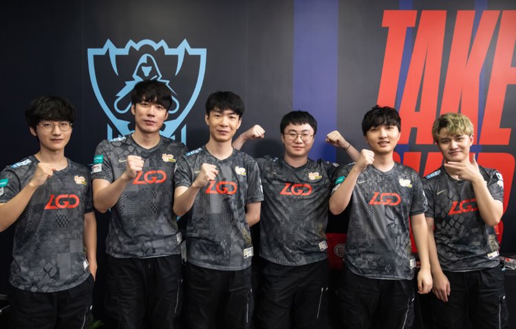 的对阵皇家 的对阵皇家