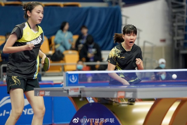 在接受采访 在接受采访