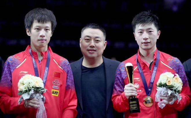 库里获得F 库里获得F