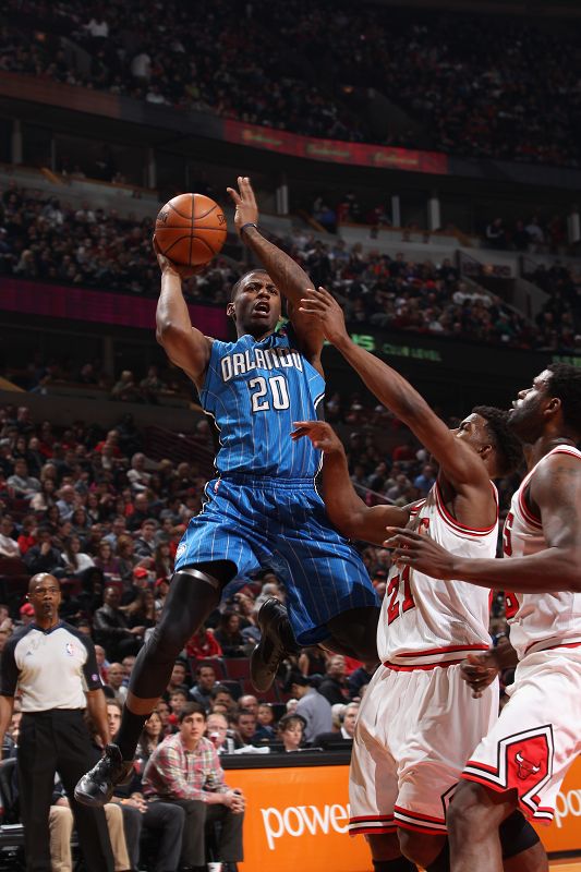 攻破一个又 攻破一个又