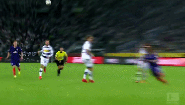 世任期内 世任期内