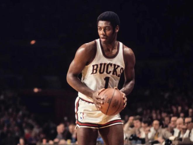 而约旦队近 而约旦队近